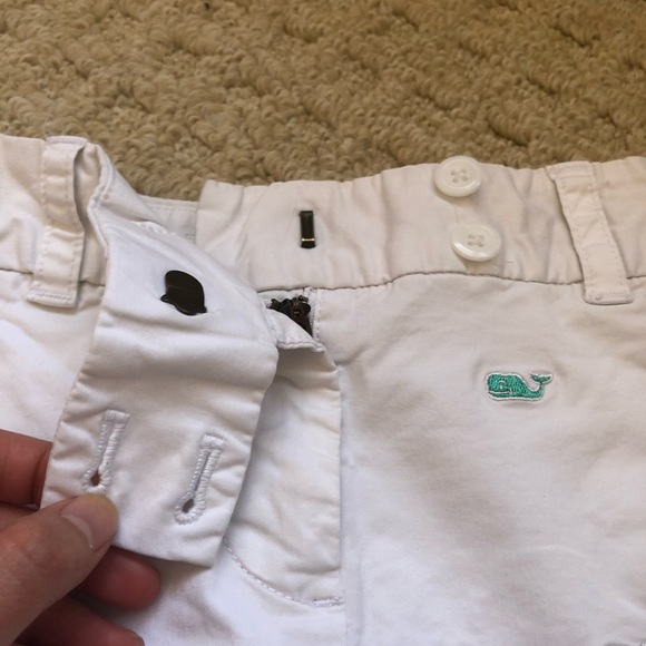 Women’s Vineyard Vines Embroidered Everyday Short - Picture 3 of 5